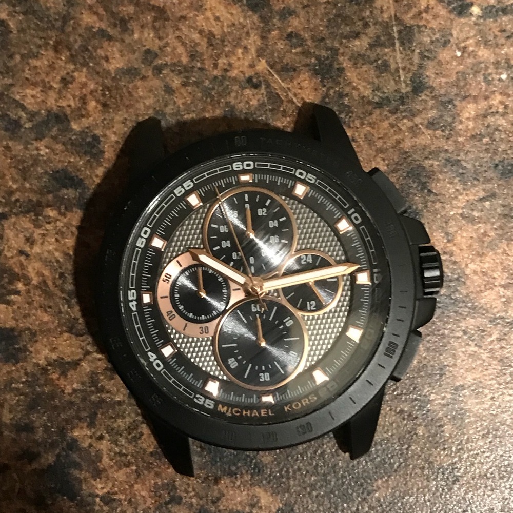 Michael Kors Watch face